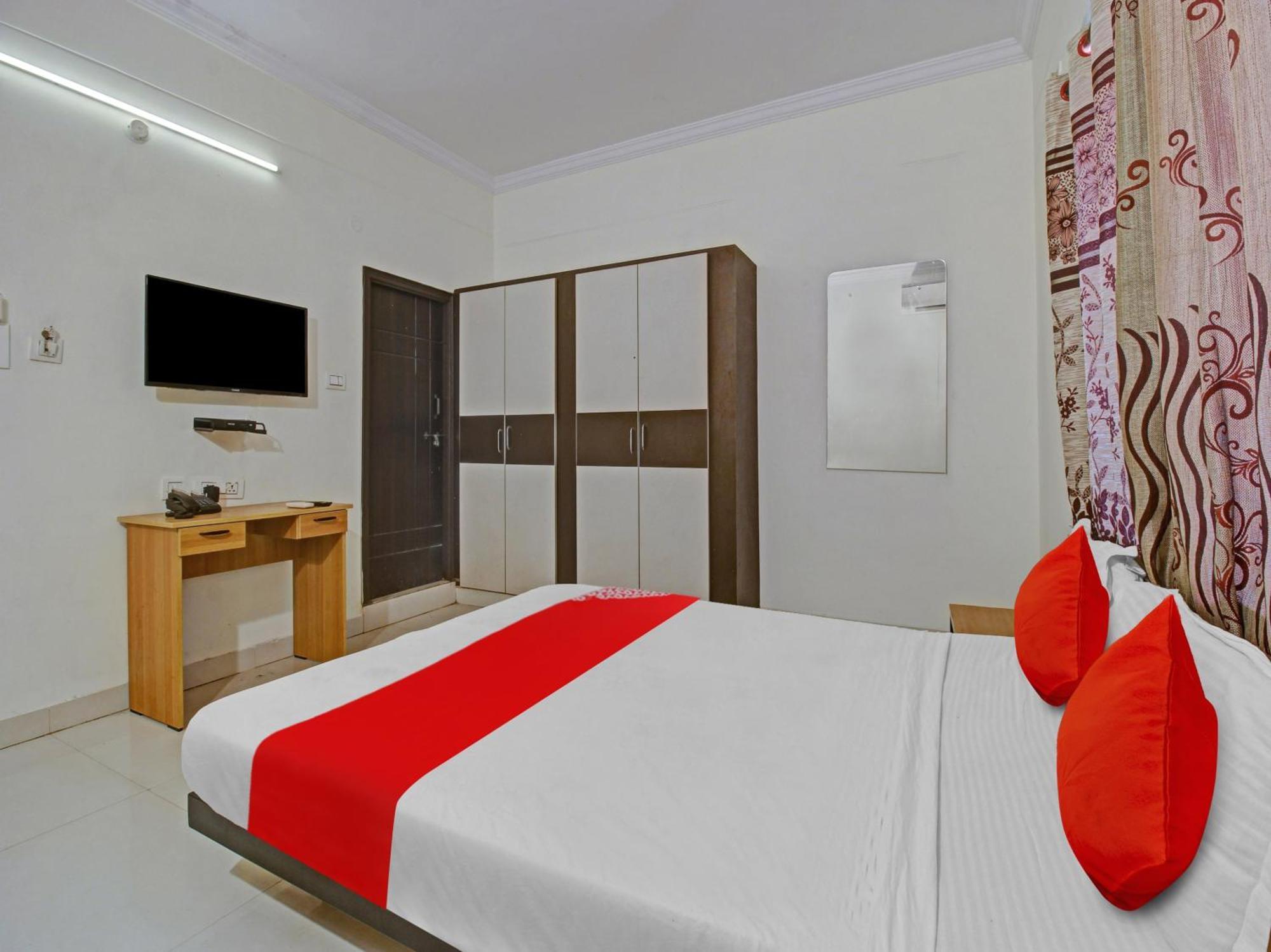 Hotel O Svr Silver Key Lingampalli Exterior photo
