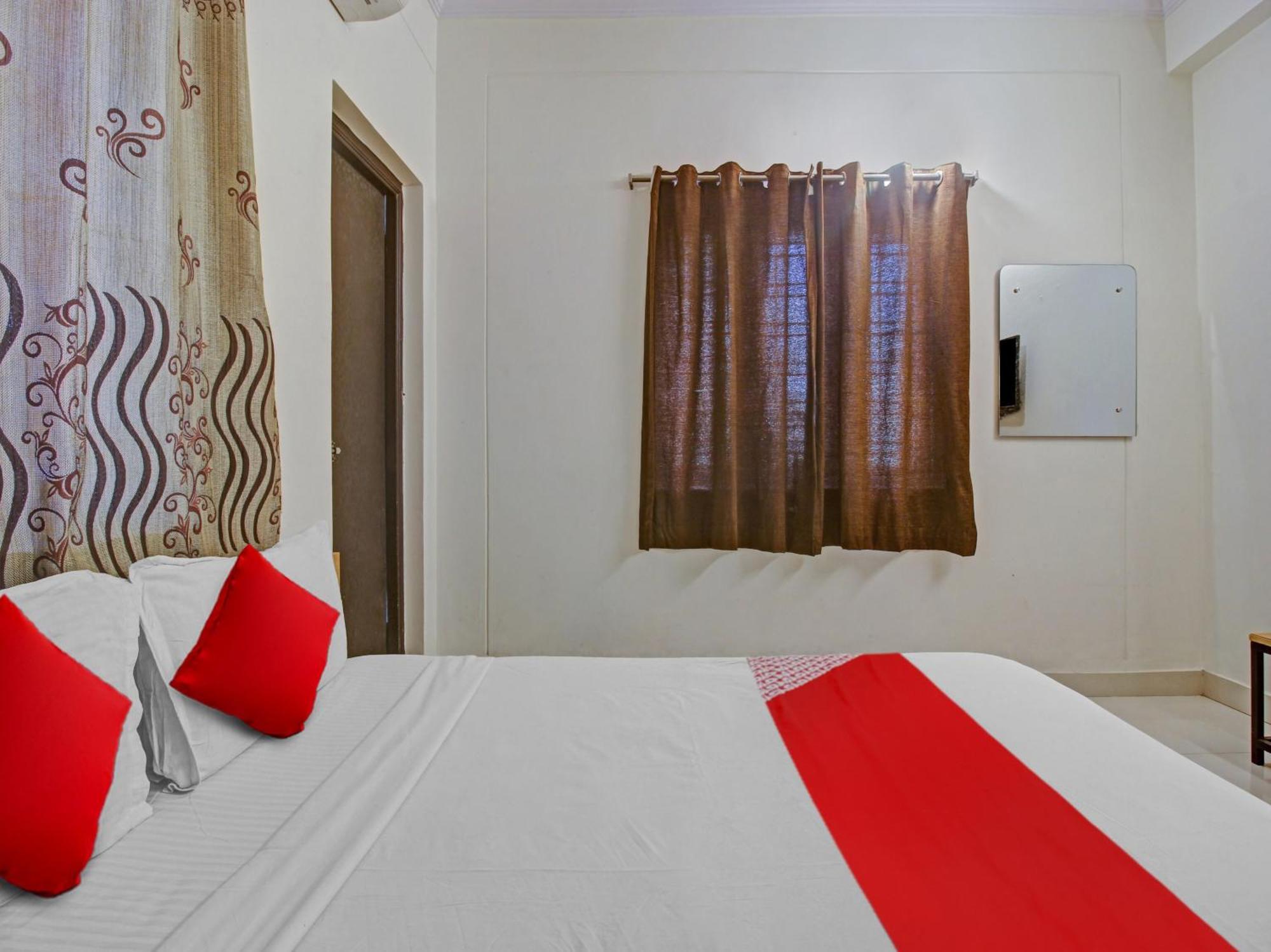 Hotel O Svr Silver Key Lingampalli Exterior photo